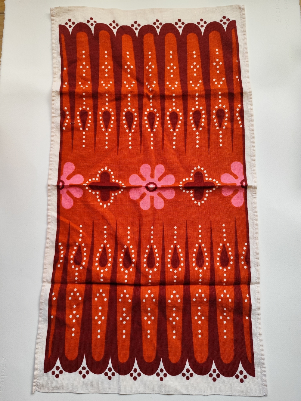 3/$20💗Red‑orange patterned cotton towel